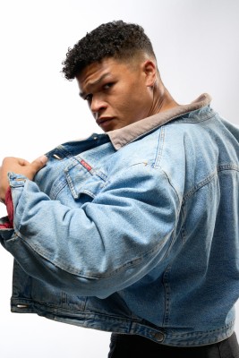 KAREL SANTOS