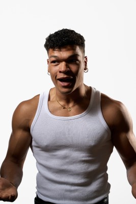 KAREL SANTOS