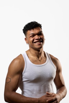 KAREL SANTOS