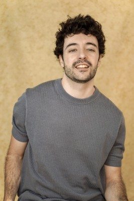 CARLOS DÓVAR